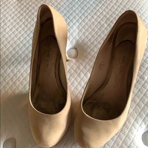 Tan high heel shoes